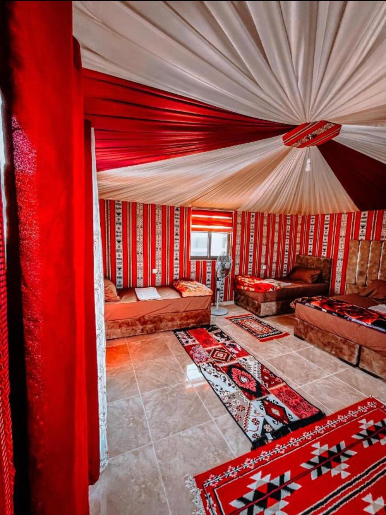 Готель Amanda Luxury Camp Ваді-Рам Екстер'єр фото